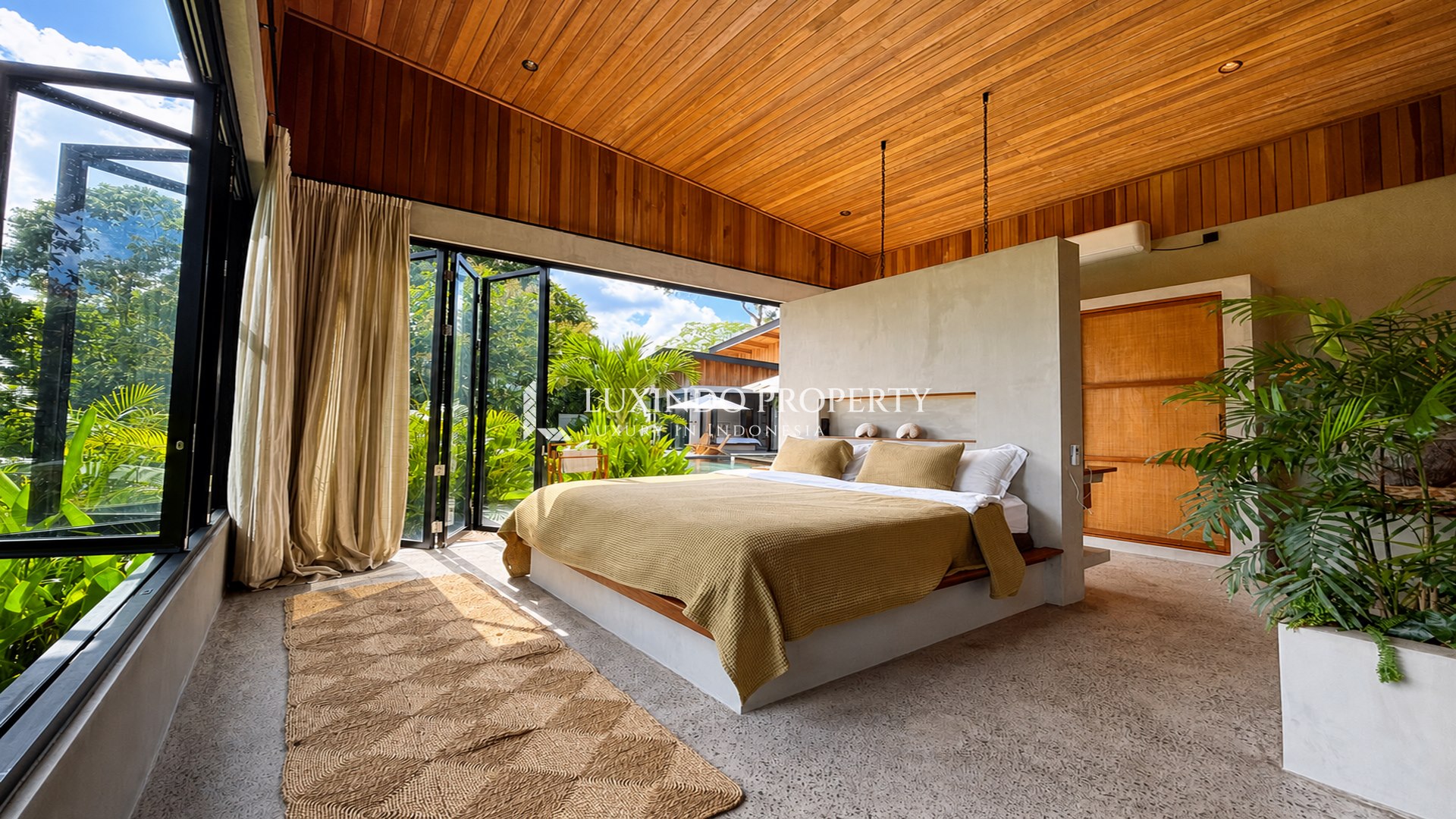Home Hero